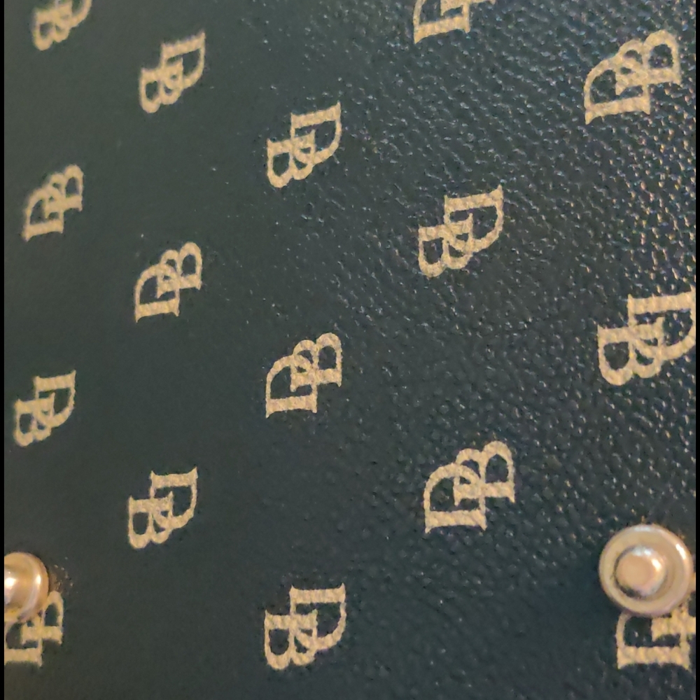 Purse - Picture 2 of 2